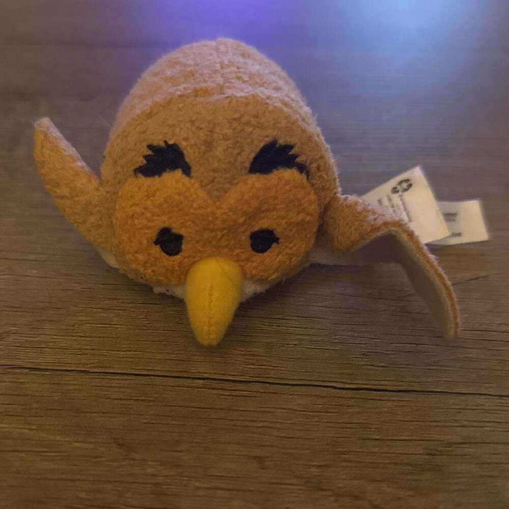 Disney Tsum Tsum Mini Owl Winnie the Pooh Plush Toy